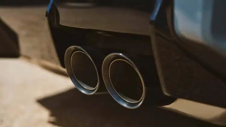 2025 bmw m2 ismetimo vamzdis