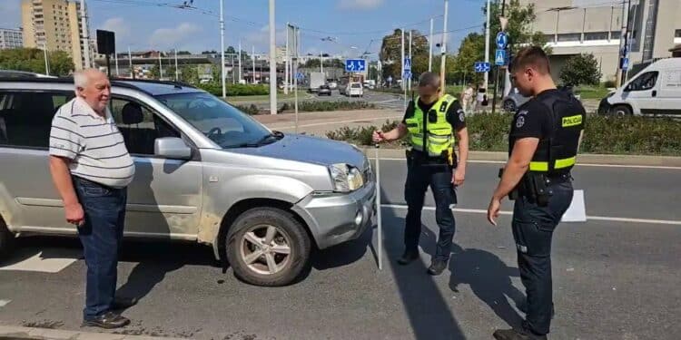 Vilniuje partrenkta moteris Tuskulėnų gatvės žiede