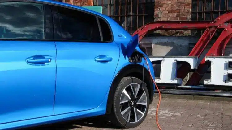 fiat elektromobilis ikrovimo kabelis