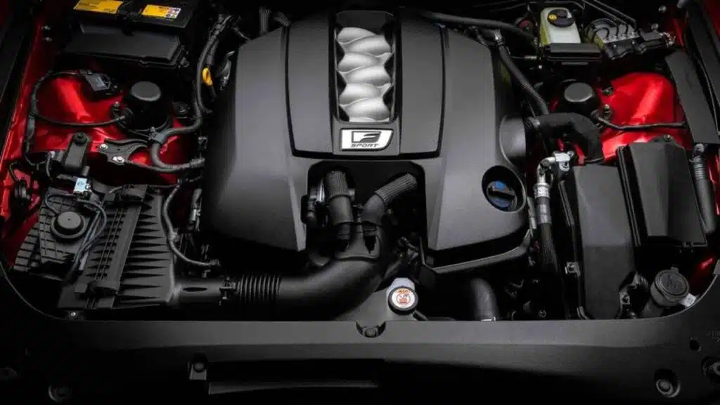 lexus is500 v8 variklis
