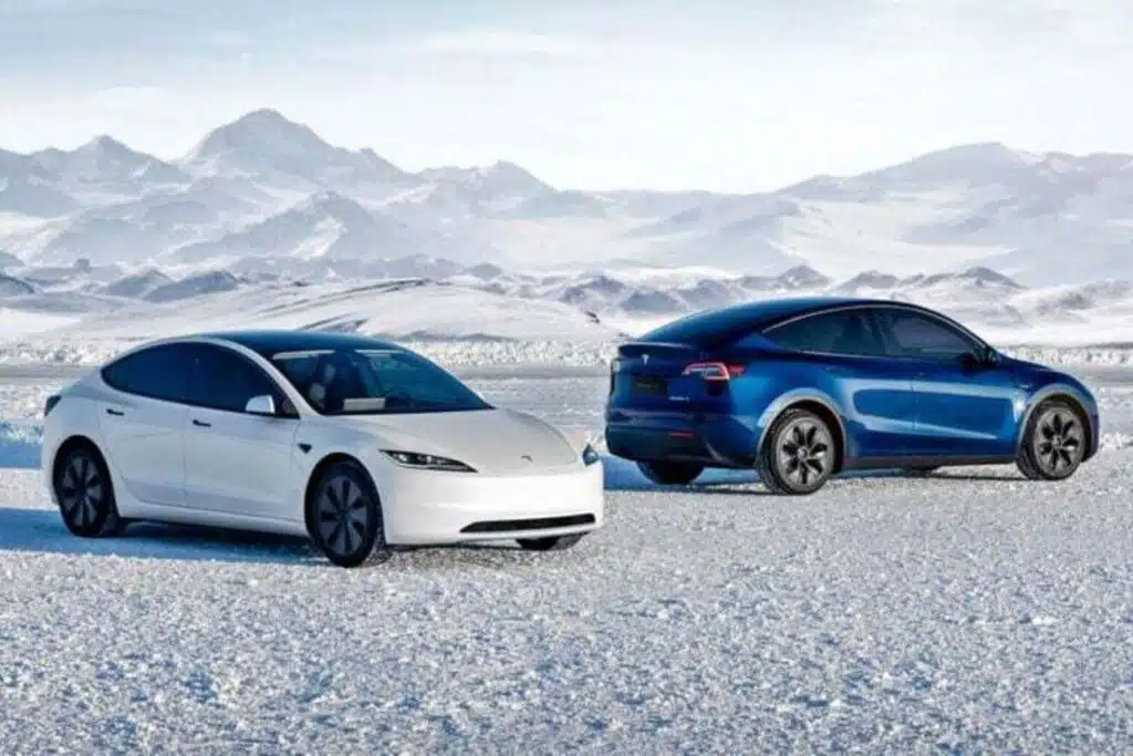 tesla elektromobiliai