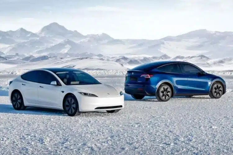 tesla elektromobiliai