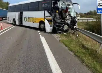 Eismą ties Kryžkalnio kaimu sutrikdė nesaugus manevras