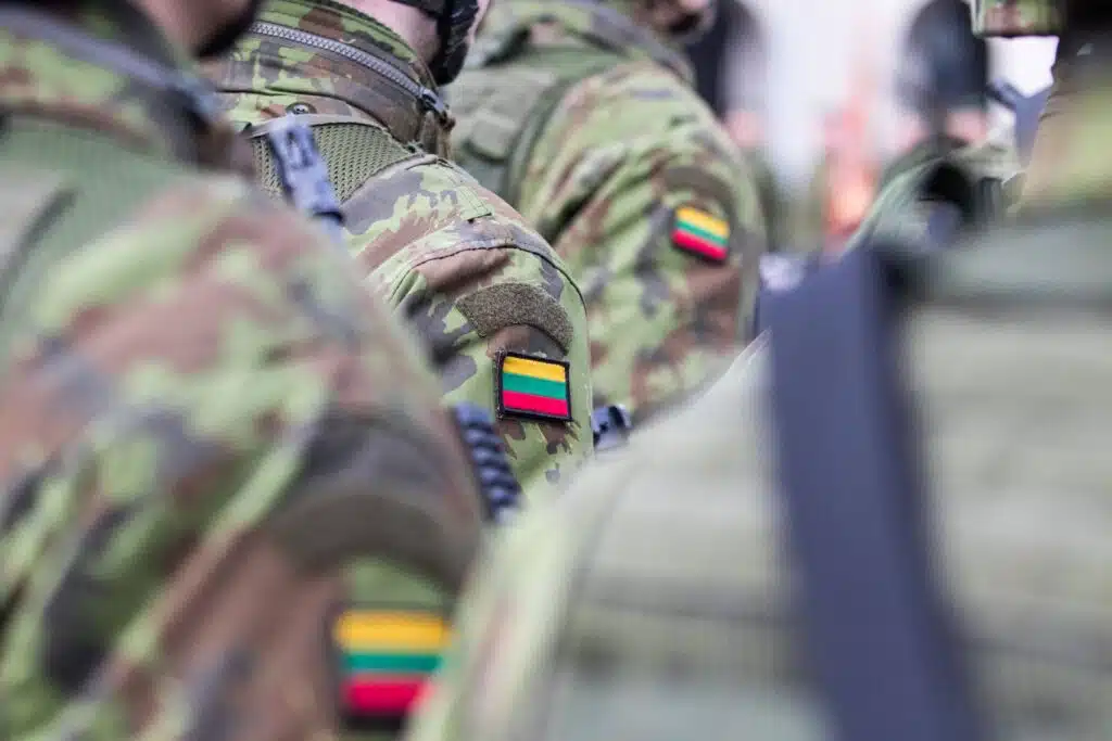 lietuvos kariuomene kareiviai r.tenio nuotrauka