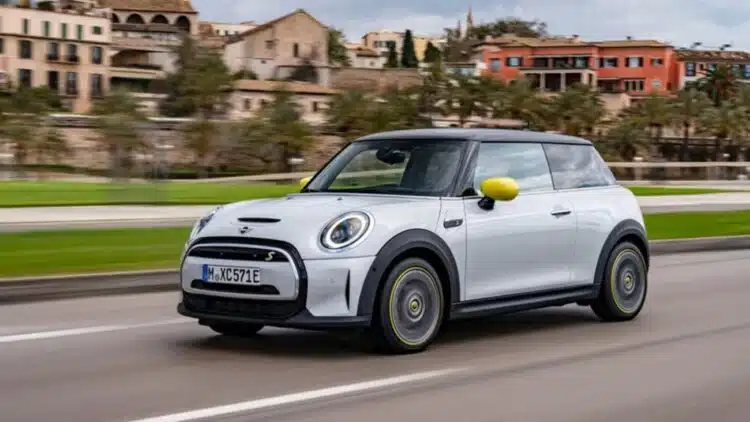 mini cooper se elektromobilis