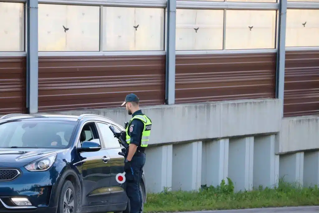 policijos pareigunas reidas blaivumo patikra alkotesteris sustabdytas automobilis