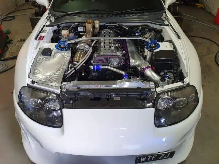 toyota 2jz variklis
