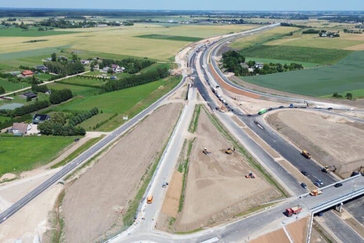 Eismui atidaroma priešpaskutinė Via Baltica atkarpa link Lenkijos pasienio