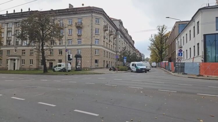 Per susišaudymą Vilniaus centre vienas žmogus žuvo, du pareigūnai sužeisti