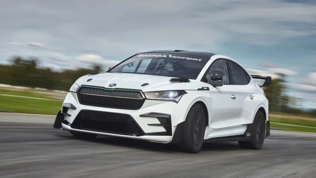 Škoda Enyaq RS Race