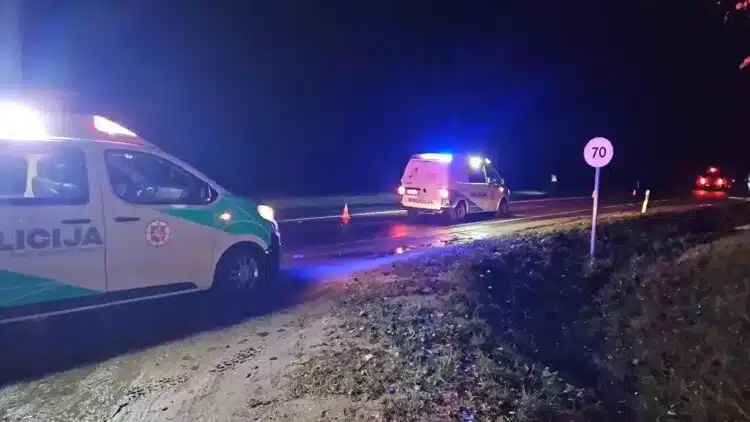 Tragiškas nelaimingas atsitikimas nusinešė pėsčiojo gyvybę Vilniaus rajone