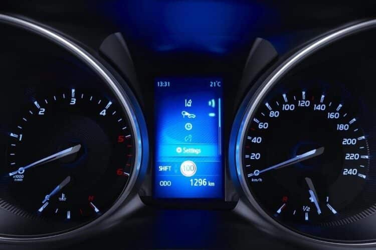 automobilio prietaisu skydelis laiko persukimas laikas