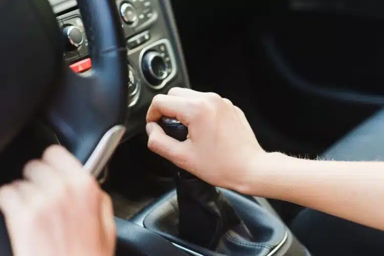 mechanine pavaru deze pavaru perjungimas