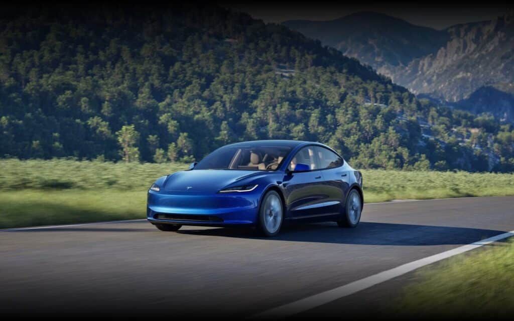 tesla model 3 elektromobilis