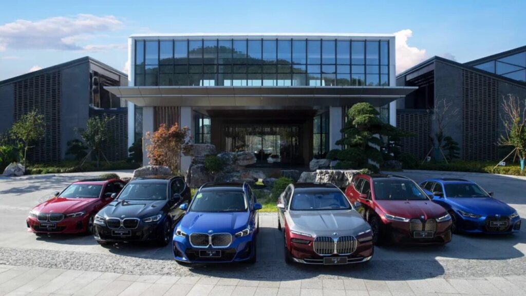 vokiski bmw markes automobiliai