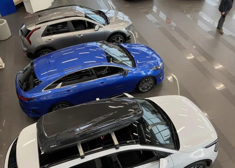 automobiliu salonas automobiliai naudoti automobiliai nauji automobiliai