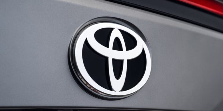 toyota logotipas