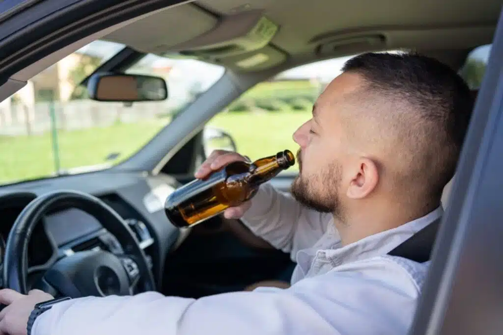 vairuotojas gera alu alkoholis kiek yra 0.4 promiles