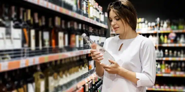 moteris renkasi alkoholi iki kelintos valandos parduodamas alkoholis lietuvoje