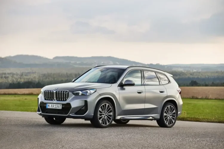 BMW-iX1-xDrive-30