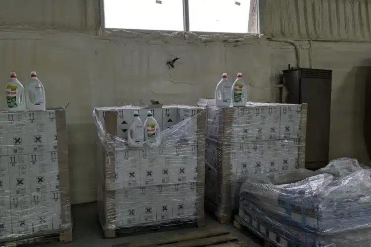 Milžiniška krata Lietuvoje konfiskuota padirbtos buitinės chemijos už 170 000 €