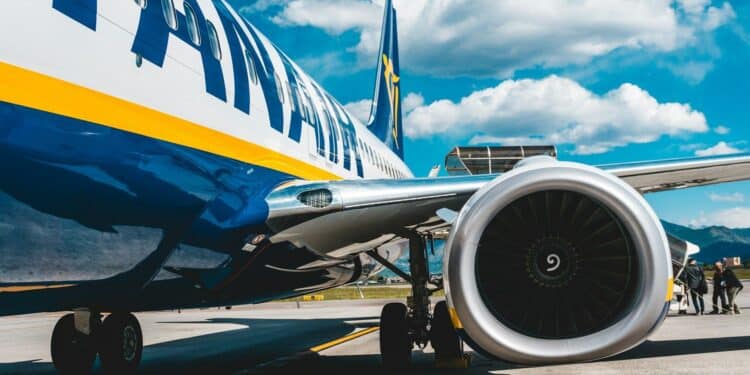 Ryanair lektuvas oro uostas popieriniai bilietai online