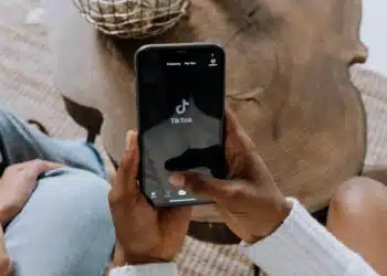android ismanusis telefonas tiktok platforma