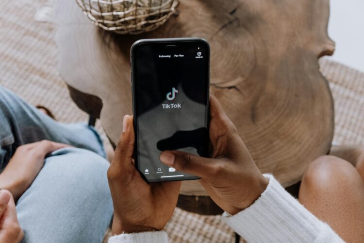android ismanusis telefonas tiktok platforma
