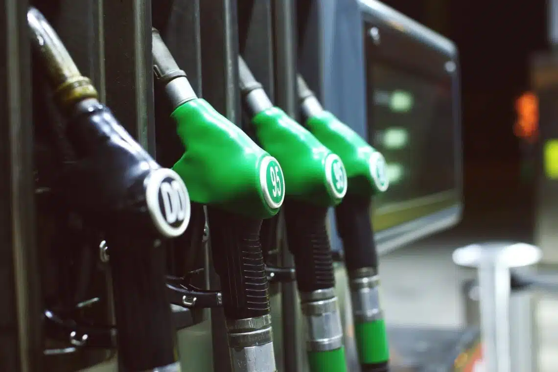 degaline degalu pistoletai e10 benzinas dyzelinas degalų kainos kuro kainos dyzelis