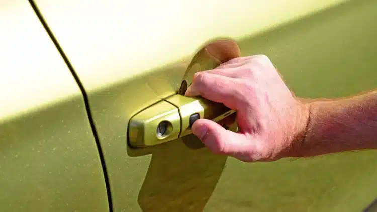 keyless berakte sistema automobilio dureles