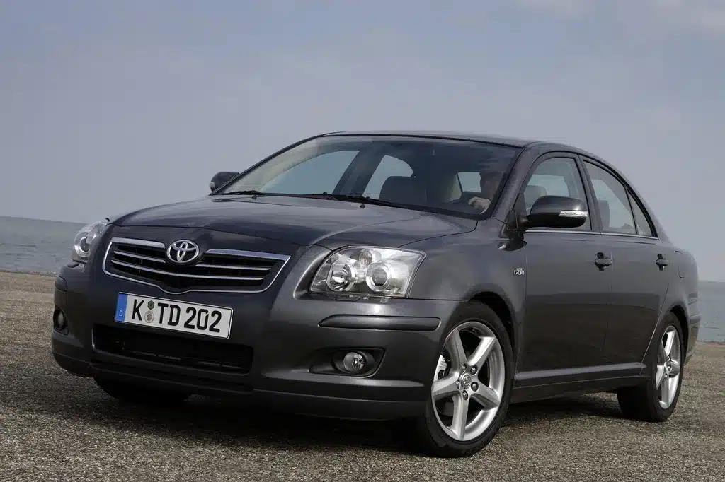 toyota avensis