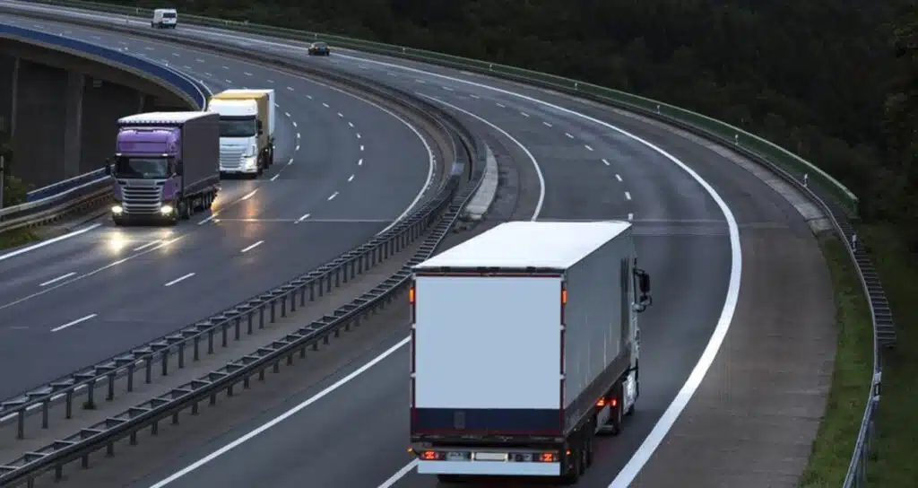 vilkikas sunkvezimis Vokietijos tarnybos vis dažniau fiksuoja sukčiavimo atvejus kelių transporto srityje