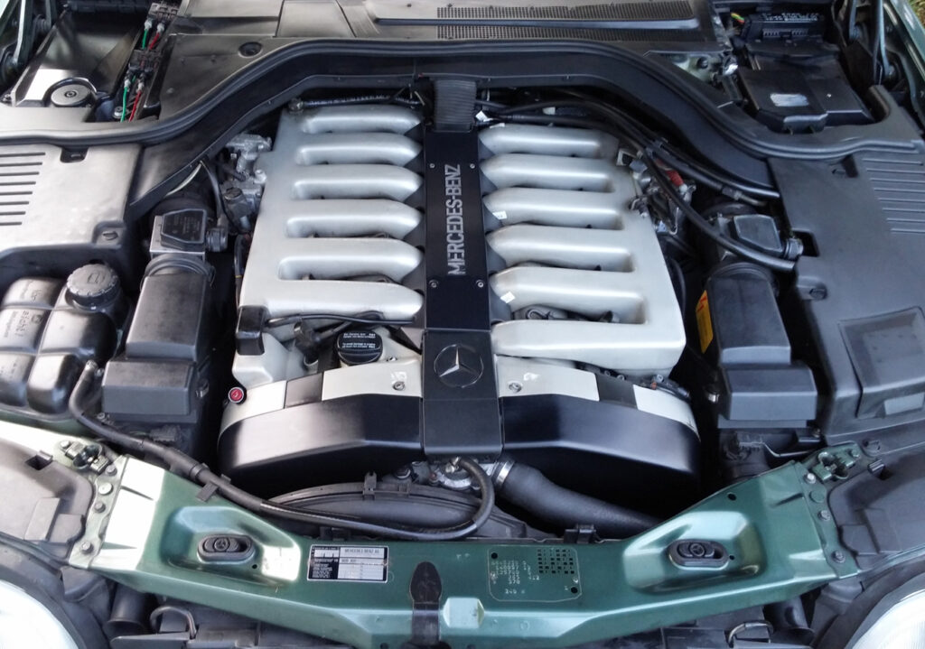 Mercedes M120 V12