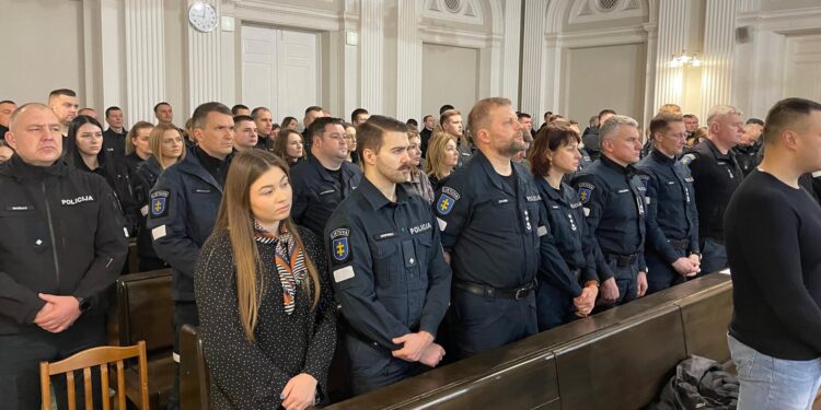 Vilniaus teismas išteisino pareigūną nušovusį agresyvią moterį