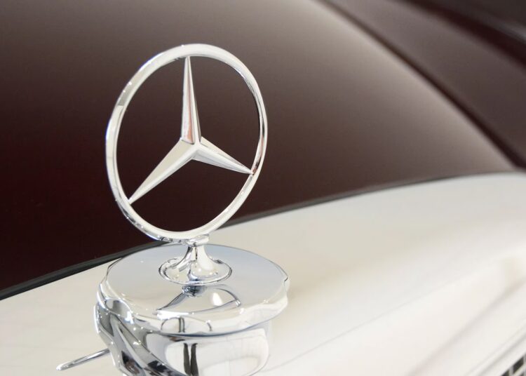 mercedes-benz logotipas