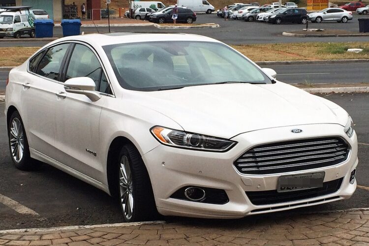 Ford Fusion Hybrid in Brasilia, Brazil