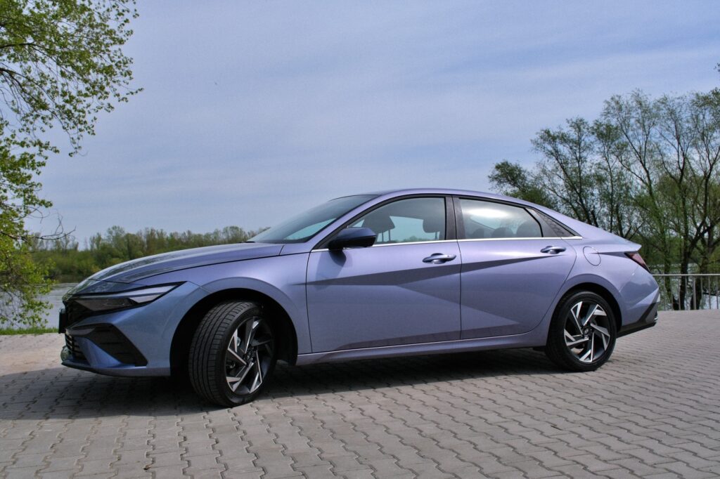 Hyundai Elantra 1.6 MPI