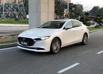 Mazda 3 2.0 Skyactiv