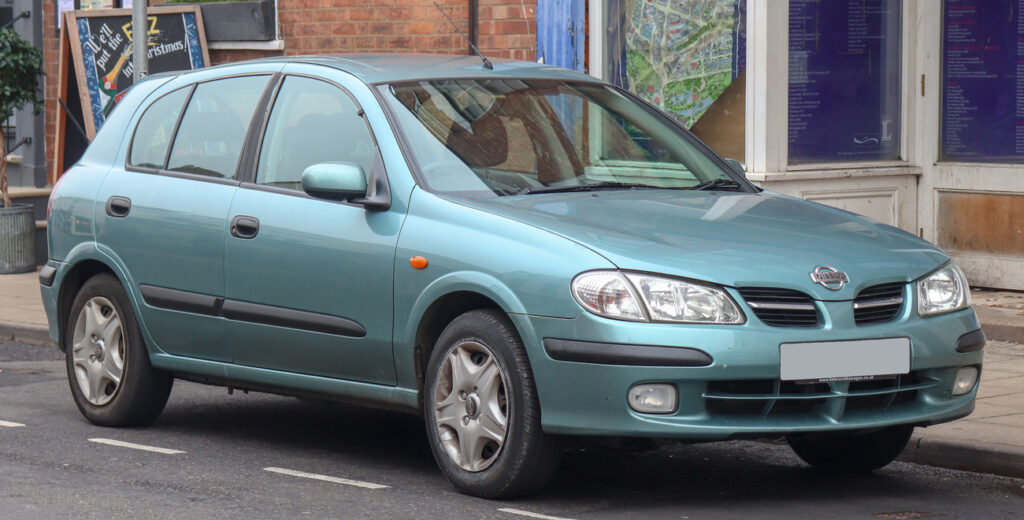 Nissan Almera