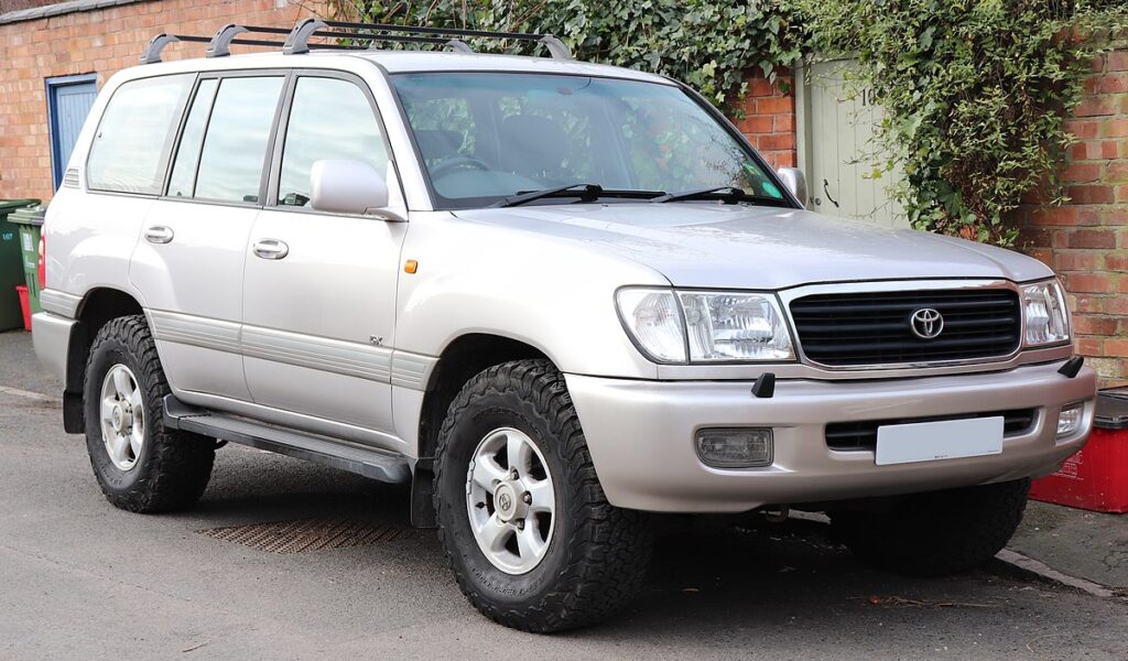 Toyota Land Cruiser J100