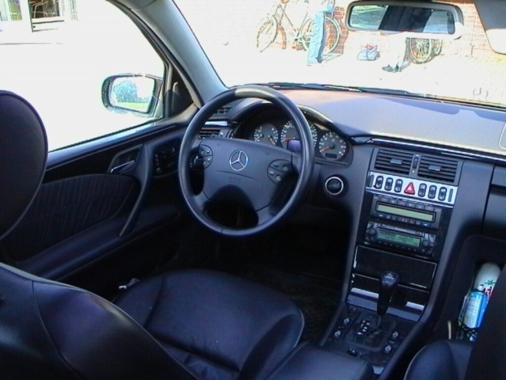 W210