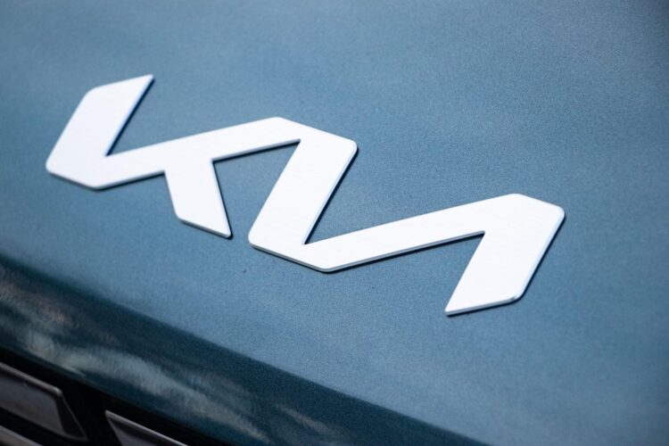 kia logotipas
