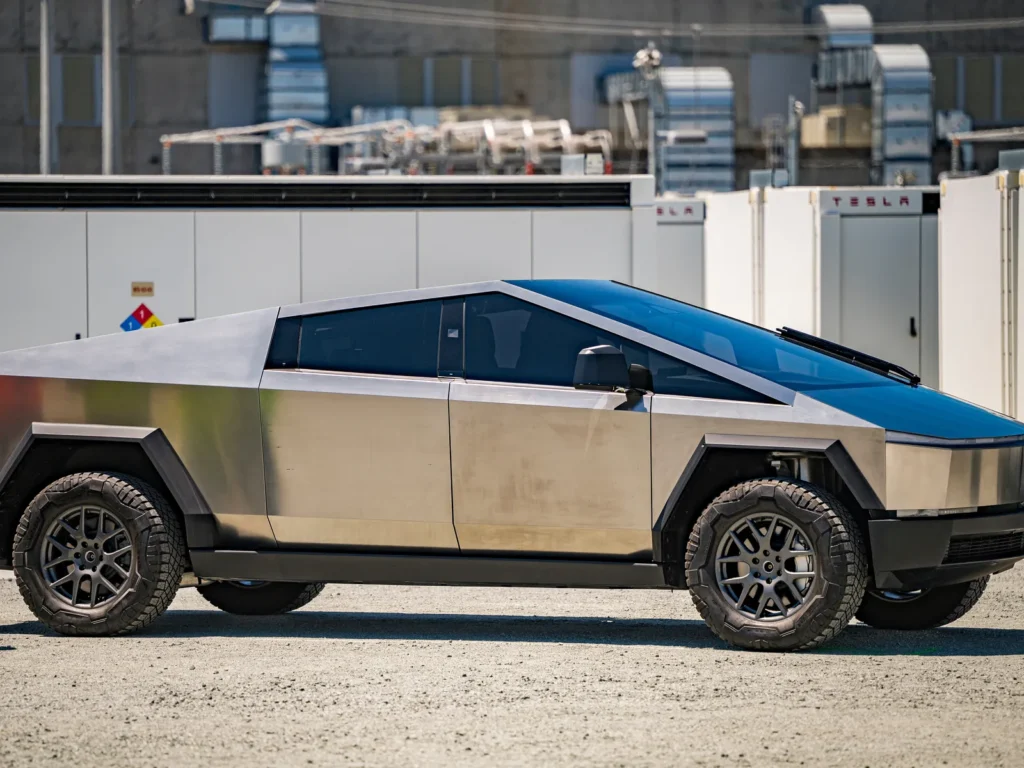 tesla cybertruck
