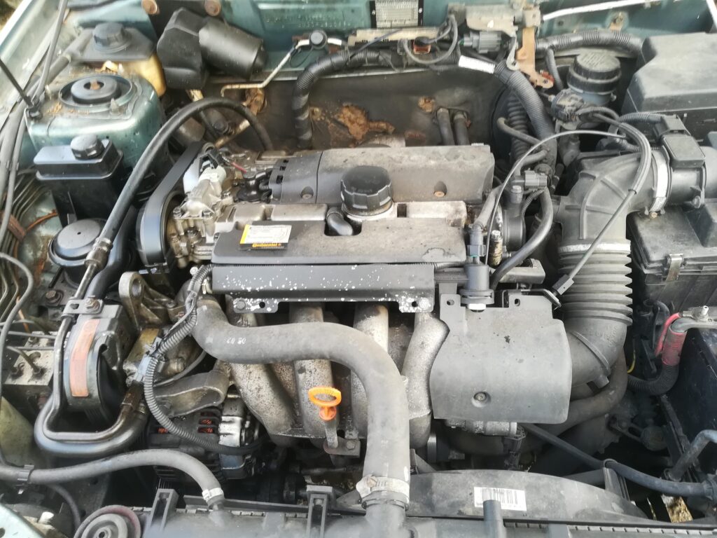 volvo 2,0 l turbokompresorinis I4 variklis