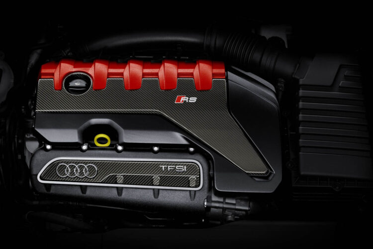 2018-audi-2.5-tfsi-variklis
