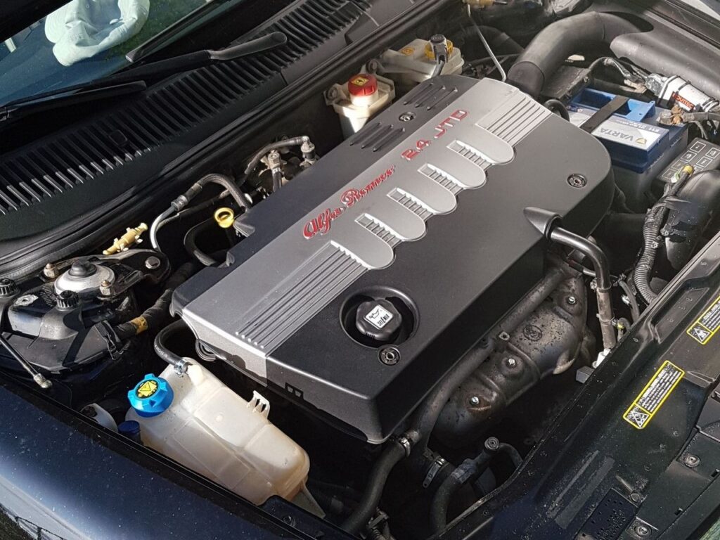 Alfa Romeo 2.4 JTDM variklis