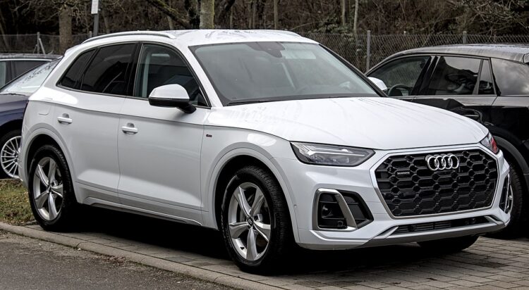 Audi Q5 vidutinio dydžio visureigis