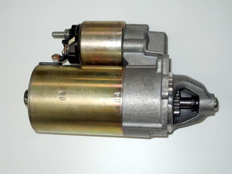 Automobilio starteris