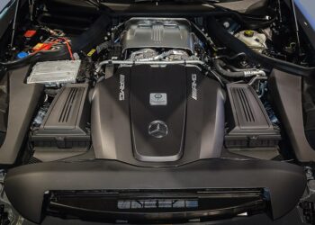Mercedes-Benz M176 Variklis