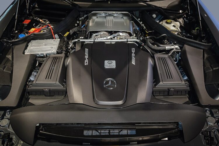 Mercedes-Benz M176 Variklis